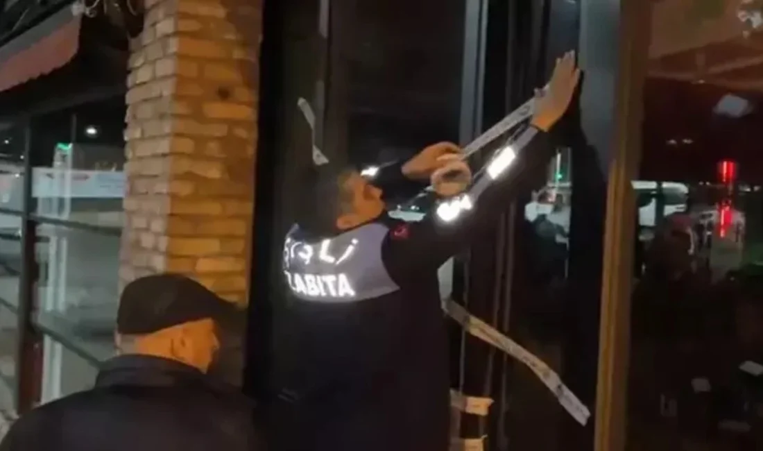 Şişli’de bir restoranda 25 kişi, yedikleri yemek sonrası zehirlenme şüphesiyle