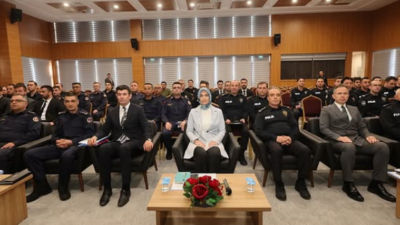Afyonkarahisar Valisi Doç. Dr. Kübra Güran Yiğitbaşı başkanlığında, İl Emniyet