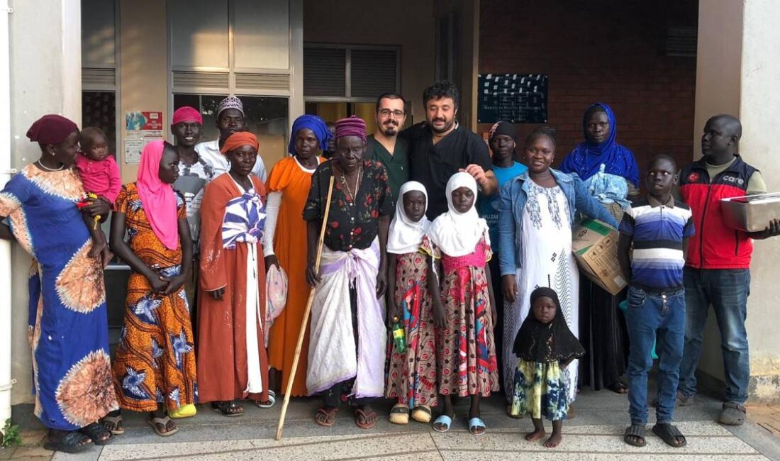 Uganda’nın Yumbe bölgesinde insani yardım amaçlı katarakt organizasyonu için üniversite