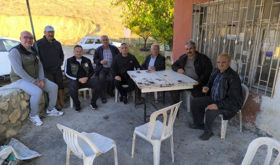 Afyonkarahisar Dinar İlçe Tarım ve Orman Müdürlüğü ekipleri tarafından çiftçilere