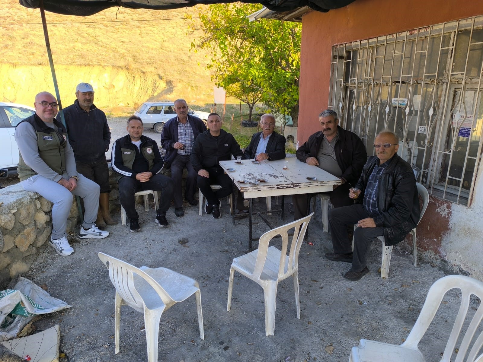 Afyonkarahisar Dinar İlçe Tarım ve Orman Müdürlüğü ekipleri tarafından çiftçilere