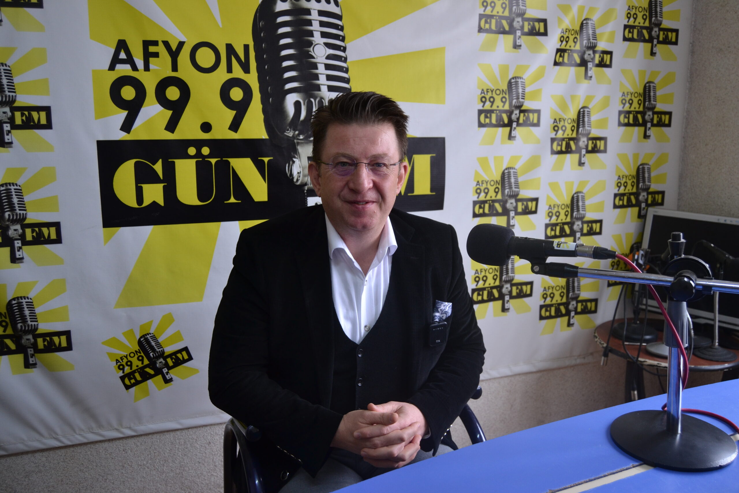 Afyonkarahisar Sağlık Bilimleri Üniversitesi (AFSÜ) ve Gün FM işbirliğinde süren