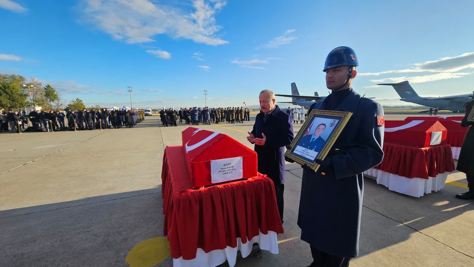 Milliyetçi Hareket Partisi Afyonkarahisar Milletvekili Mehmet Taytak, Azerbaycan-Gürcistan sınırında düşen