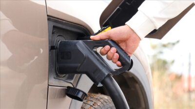 Türkiye'de trafiğe kayıtlı elektrikli otomobil sayısı, haziran sonu itibarıyla geçen