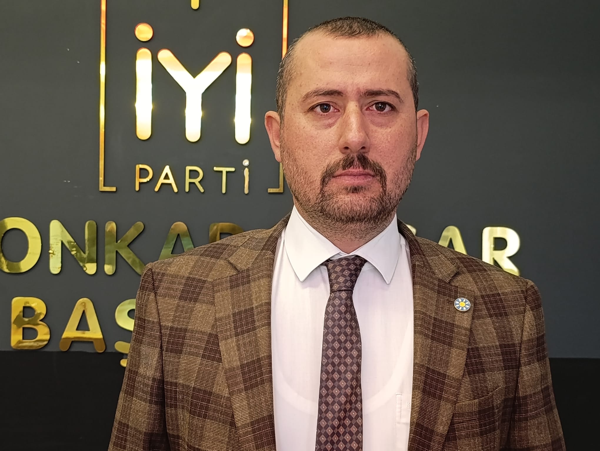 İYİ Parti Afyonkarahisar Merkez İlçe Başkanı İzzet Köken, hafta sonu