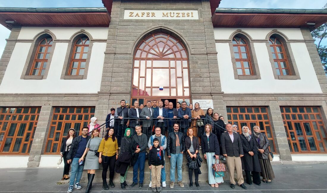 İl Milli Eğitim Müdürlüğü koordinasyonunda, Öğretmen Akademileri projesi kapsamında düzenlenen