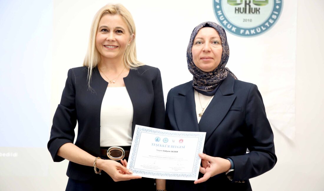 İlahiyat Fakültesi Konferans Salonunda Hukuk Fakültesi Dr. Öğretim Üyesi Mürşide