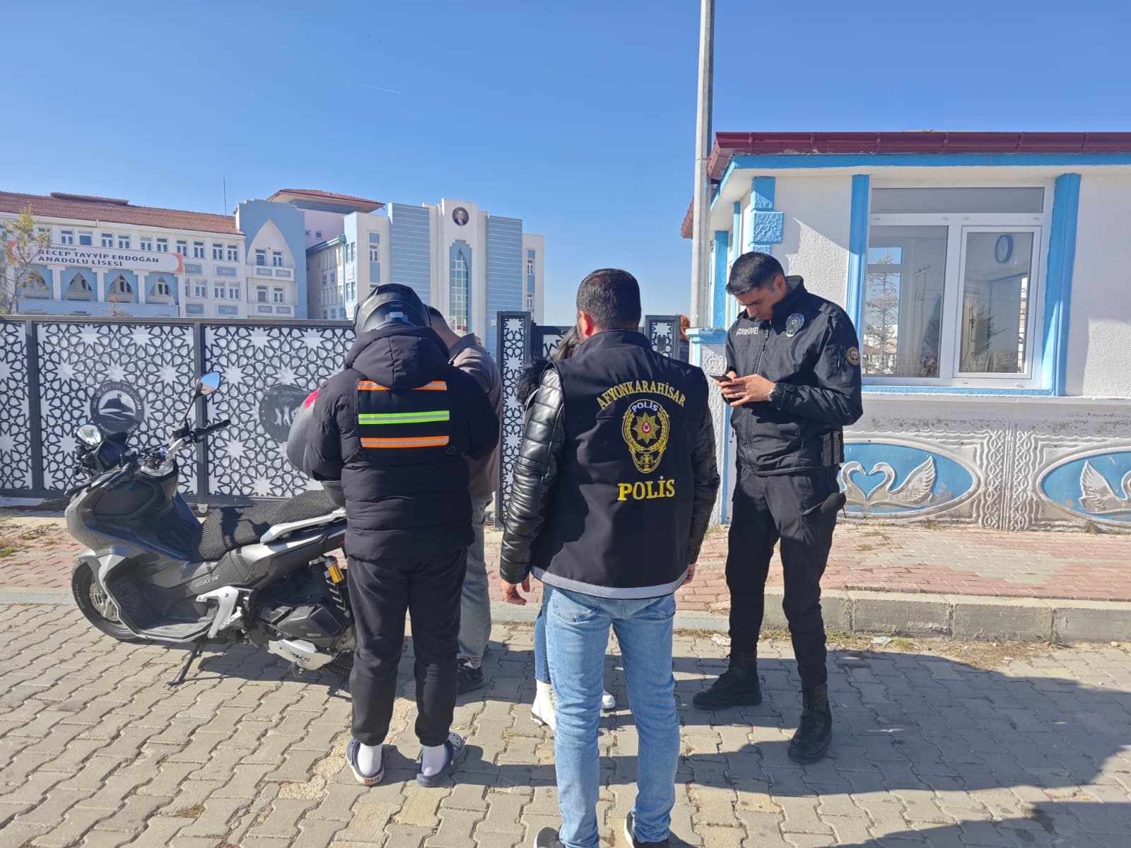 Afyonkarahisar İl Emniyet Müdürlüğü, 2025–2026 eğitim ve öğretim döneminin başlamasıyla