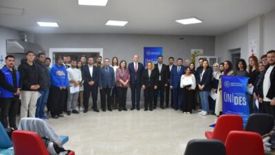 Toplam 29 projenin sorunsuz biçimde tamamlanması dolayısıyla gerçekleştirilen törende hem