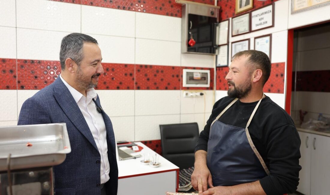 Sandıklı Belediye Başkanı Adnan Öztaş, Belediye Meclis Üyesi Hakan Sarısayın