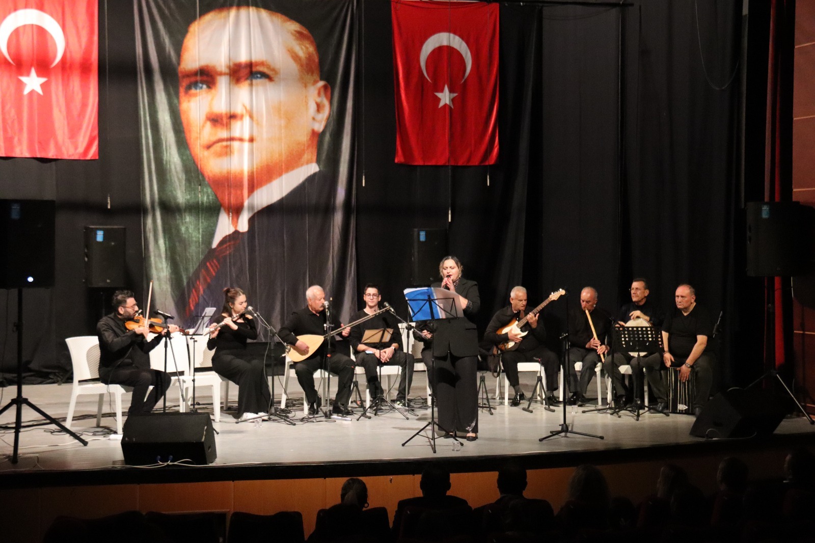 Dinar Belediyesi ile Eşme Belediyesi arasında kurulan kültürel kardeşlik köprüsü,