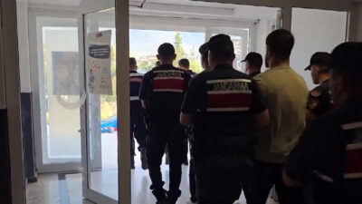 Jandarma ekipleri tarafından düzenlenen operasyonlarda yasa dışı bahis ve sahte