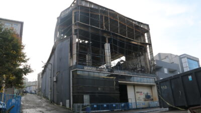 Kocaeli’nin Dilovası ilçesinde bir kozmetik fabrikasında çıkan yangında 6 kişi