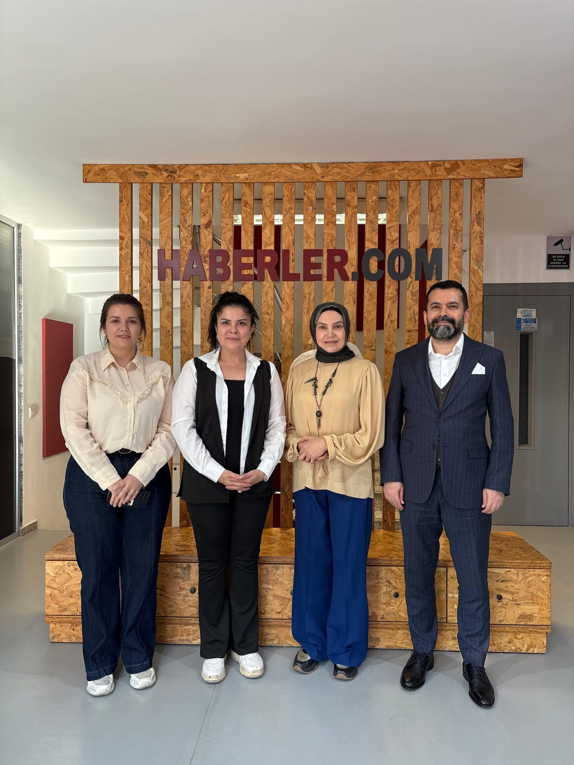 Kanal 3 - Gazete 3 Genel Müdürü Selcen Dilek Çöygün