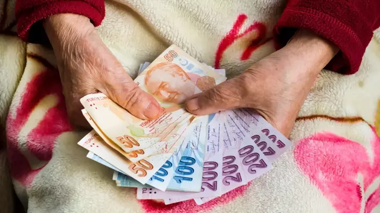 Cumhurbaşkanlığı Programı’nda bu amaç, “Aylık bağlama sistemi, kişilerin daha uzun