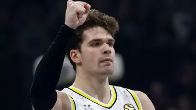 Fenerbahçe Beko, EuroLeague 12. haftasında deplasmanda Partizan’ı 99-87 mağlup etti.