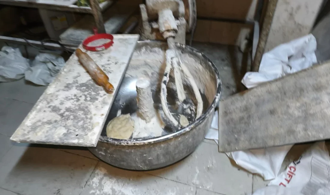 Zonguldak Devrek’te zabıta ekipleri, hijyen kurallarına uymayan ve bozulmuş et