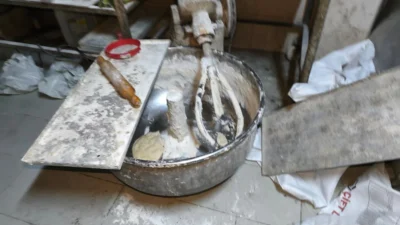 Zonguldak Devrek’te zabıta ekipleri, hijyen kurallarına uymayan ve bozulmuş et