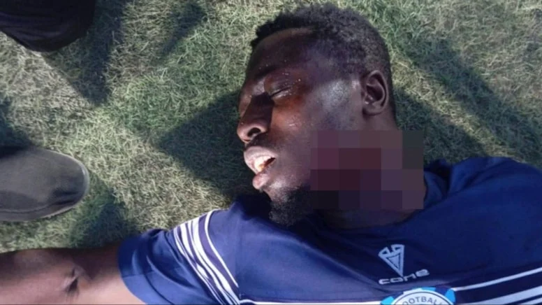 Nijerya Profesyonel Futbol Ligi’nde Katsina United-Barau FC maçında taraftarlar, Barau