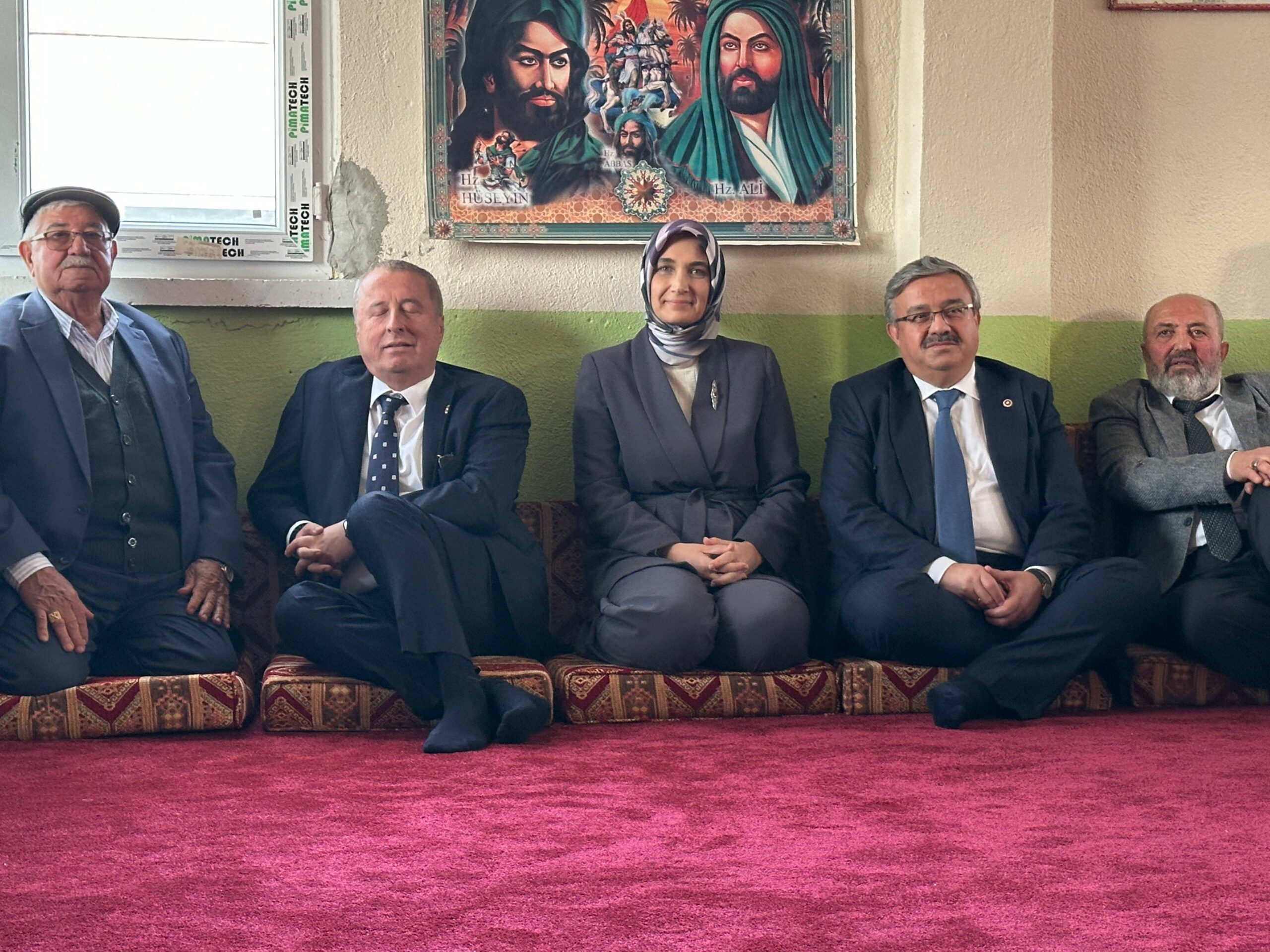 Afyonkarahisar’ın Çay ilçesine bağlı Yeşilyurt köyünde yapımı tamamlanan Cemevi, düzenlenen