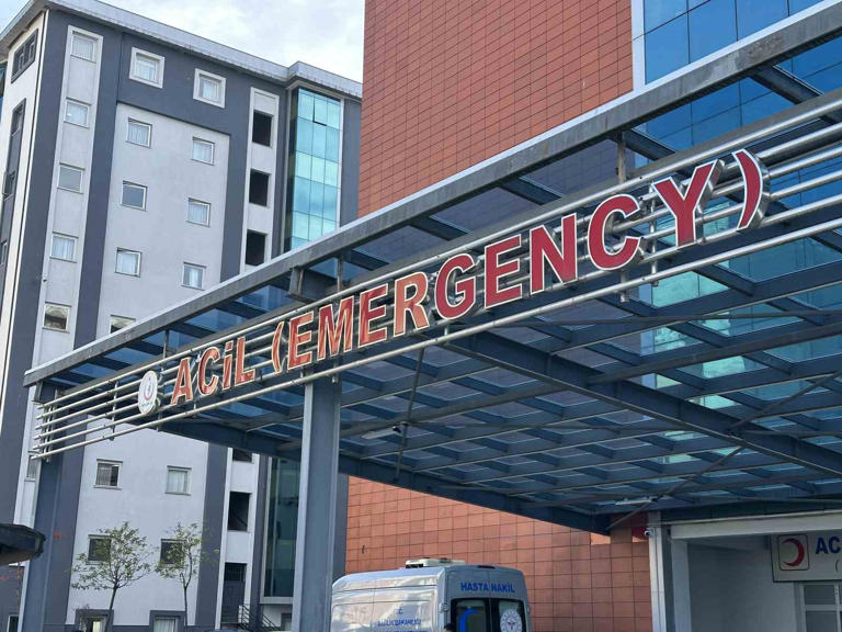 Rize’de bir kız öğrenci yurdunda akşam yemeğinin ardından rahatsızlanan 40