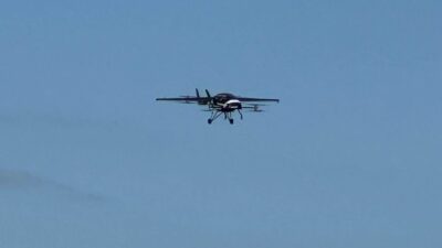 ABD’nin Florida eyaletinden Jamaika’ya yardım malzemeleri ulaştırmak üzere havalanan küçük