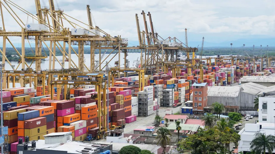 Kolombiya güvenlik güçleri, Buenaventura Limanı’nda konteynerlere gizlenmiş 14 ton kokain