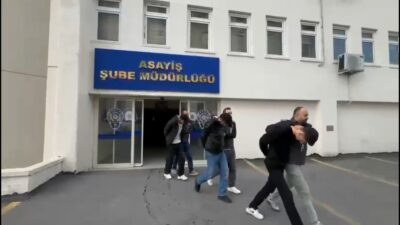 Sosyal medya üzerinden yaptıkları sahte 'büyü' ile insanları birbirine bağlayacaklarını