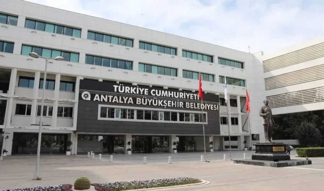 Antalya Büyükşehir Belediyesi’ne yönelik rüşvet soruşturmasında düzenlenen 8’inci dalga operasyonda