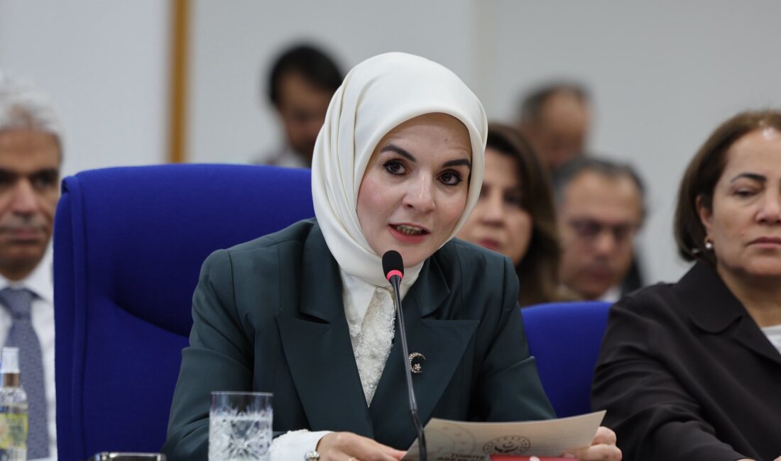 Aile ve Sosyal Hizmetler Bakanı Mahinur Özdemir Göktaş, sosyal medya