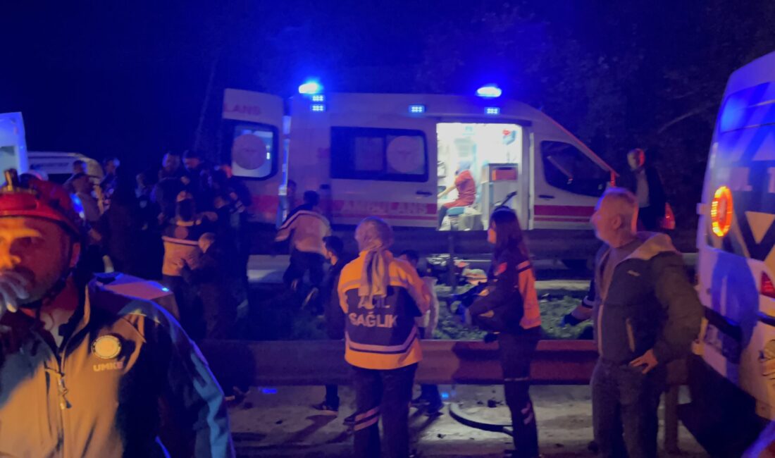 Bursa Osmangazi ilçesindeki Dürdane mevkisinde, aynı istikamette seyreden dört servis