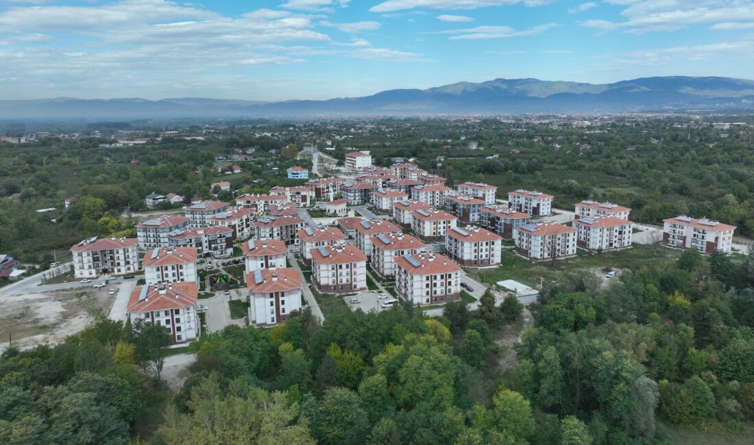 Çevre, Şehircilik ve İklim Değişikliği Bakanı Murat Kurum, TOKİ'nin 'İlk