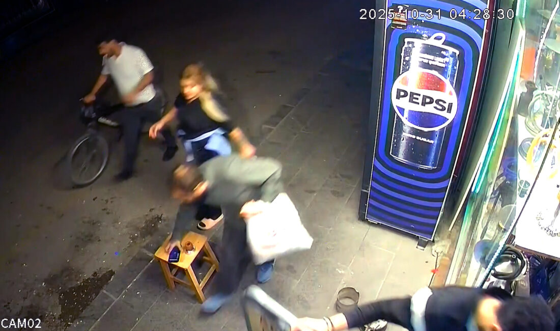 Adana’da kaldırımda yürürken esnafın taburesinde gördüğü cep telefonunu çalan Yusuf