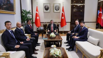 Cumhurbaşkanı Yardımcısı Cevdet Yılmaz, Kırgızistan Bakanlar Kurulu Başkan Yardımcısı Edil