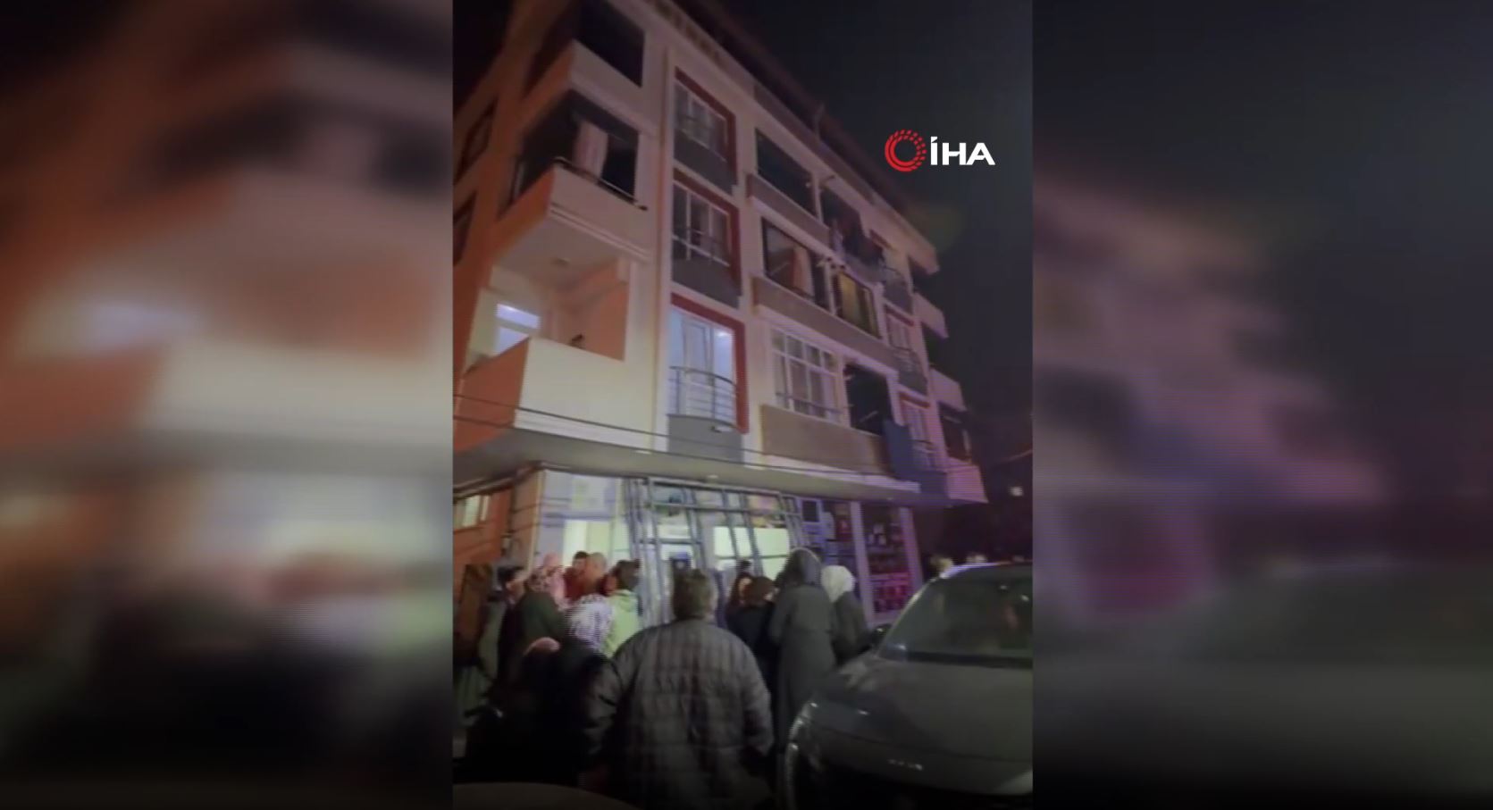 Tekirdağ'ın Kapaklı ilçesinde 4 yaşındaki bir çocuk, elindeki çakmakla yatağını
