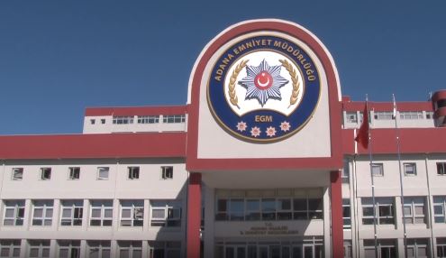 Adana'da telefonla küfürleşip sokakta buluşan iki eski mesai arkadaşının kavgası