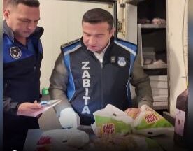 Hatay’ın Dörtyol ilçesinde zabıta ekipleri, gıda üretimi yapan işletmelerde yaptığı