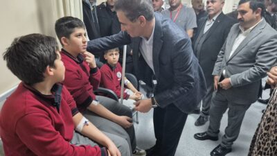 Gümüşhane’nin Kelkit ilçesinde pansiyona dışarıdan getirilen pideyi yiyen 29 öğrenci,