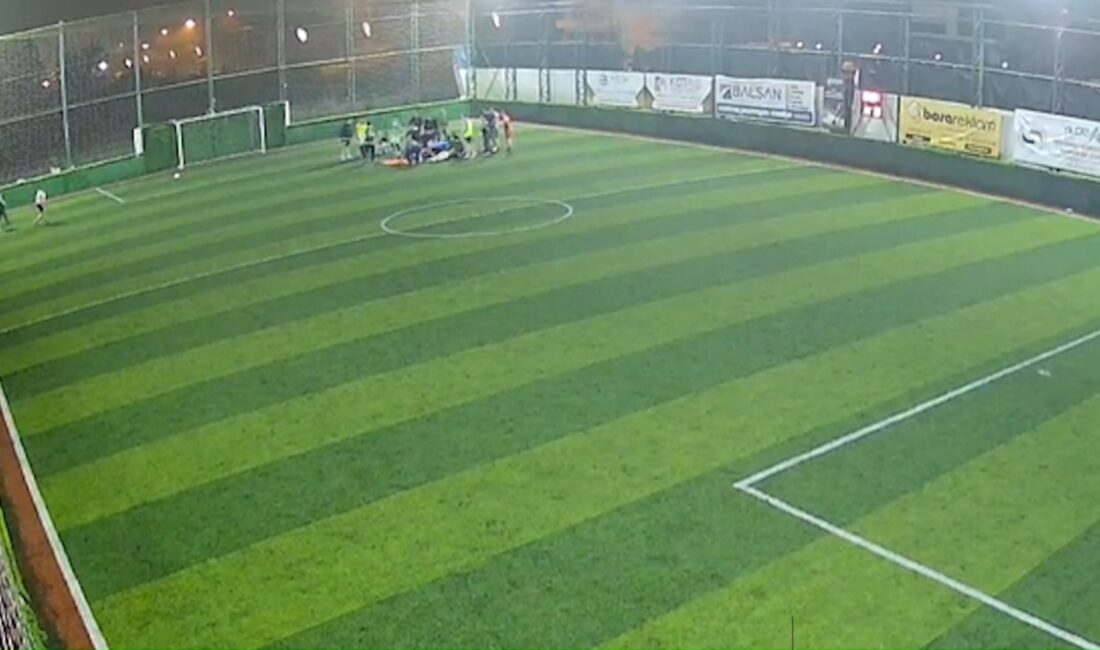 Halı sahada futbol oynarken fenalaşan 31 yaşındaki M.U., dilinin boğazına