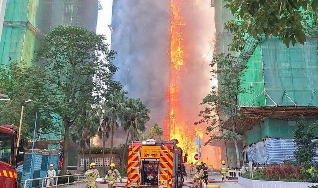 Çok katlı bir binada çıkan yangında 4 kişi yaşamını yitirirken,