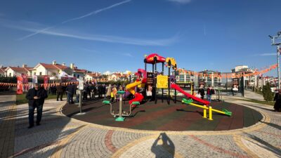 
Afyonkarahisar Belediyesi, Selçuklu Mahallesi Şehit İrfan Sefa Caddesi üzerinde, Altınoluk
