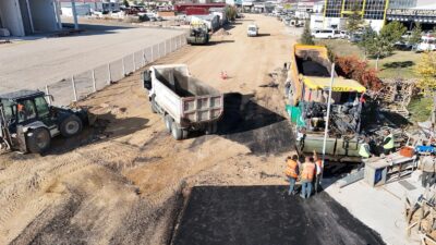 Altyapı çalışmalarının tamamlanmasının ardından şimdi sıra asfalt çalışmalarına geldi. Afyonkarahisar
