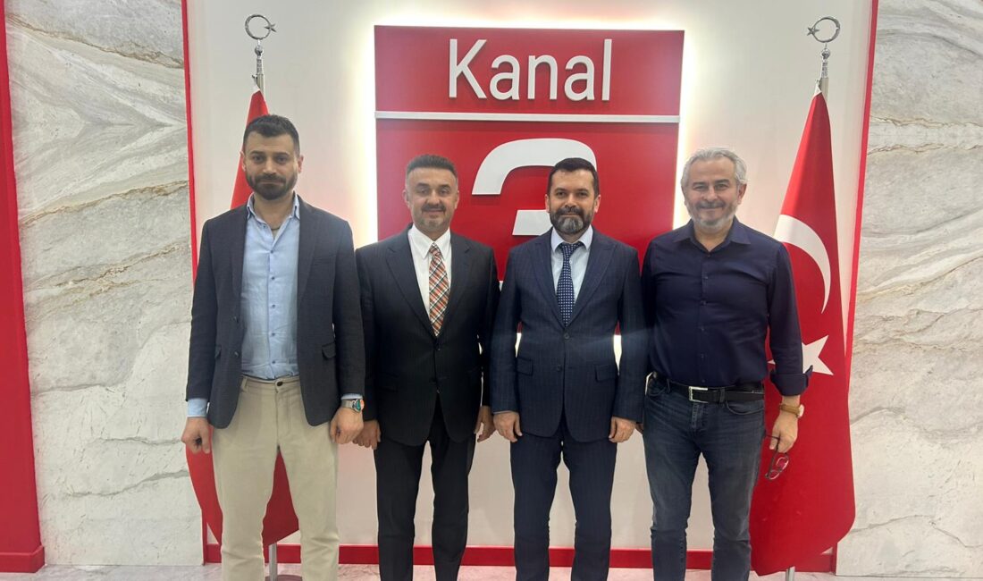 Haberler.com kurucusu Ekrem Teymur ile İş Geliştirme Sorumlusu Bilal Teymur,