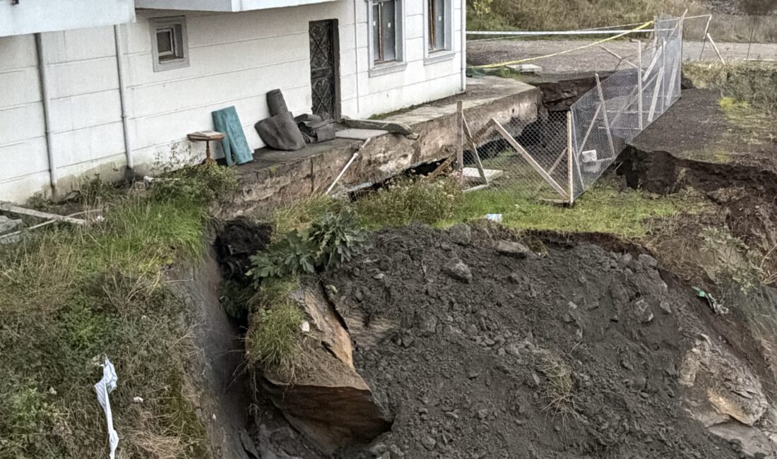 İnşaat alanında meydana gelen toprak kayması nedeniyle 24 daireli bir