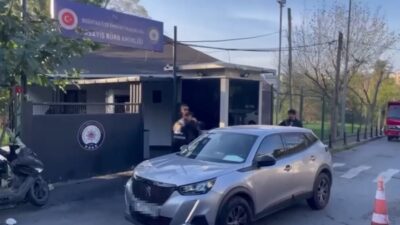 17 yaşındaki M.E.K., kepengi kapalı dürümcüyü 8 el ateşle delik