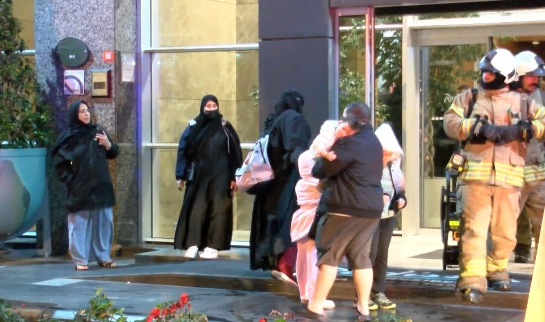 Giriş kattaki odada çıkan yangın nedeniyle otelde yoğun duman oluştu,