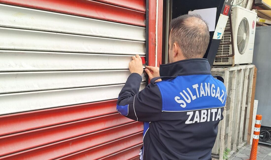 İstanbul Sultangazi’de bir düğün salonunda kadın çalışanların giyinme odasında gizli