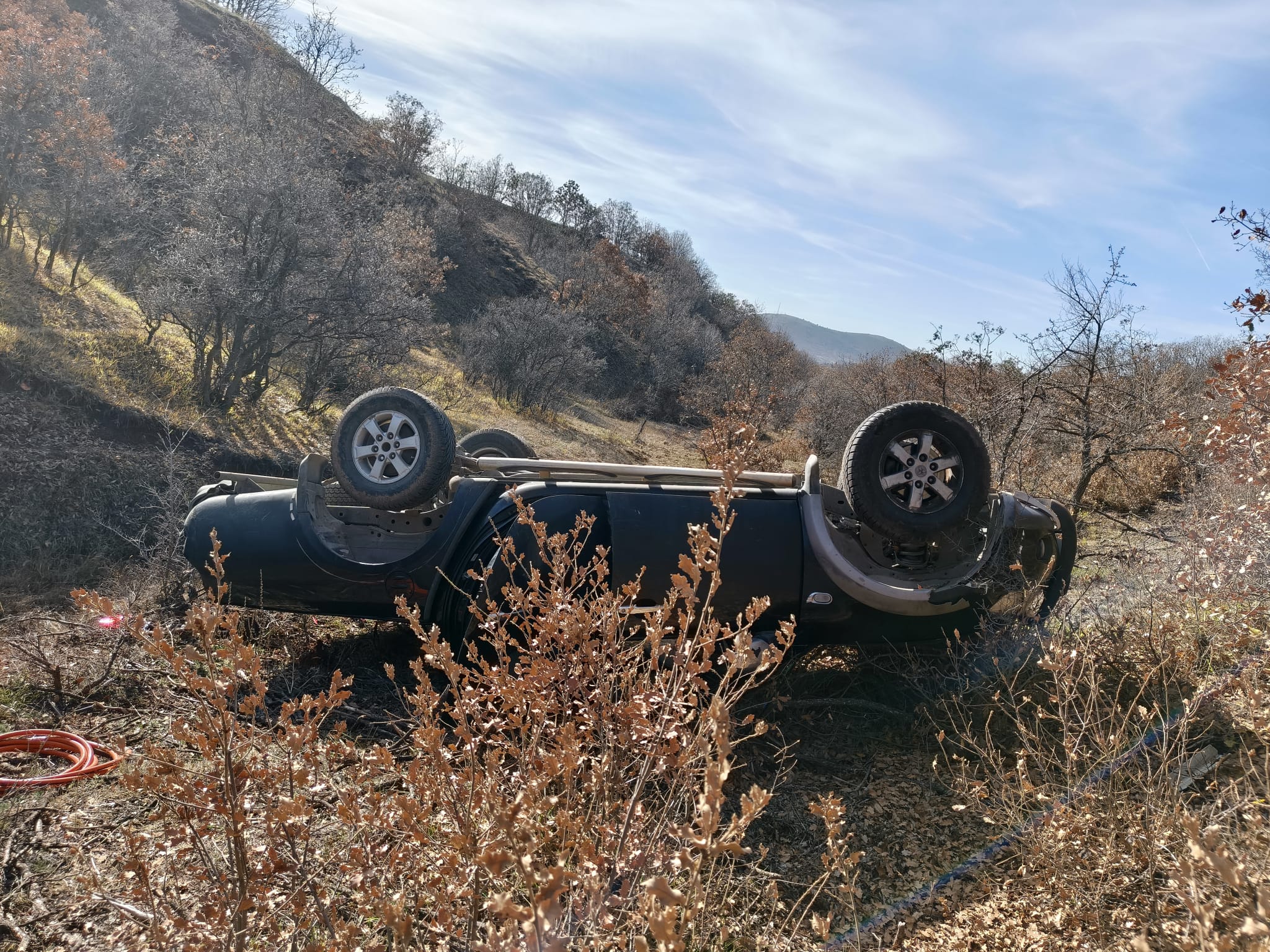 Sivas Yıldızeli’nde kendisinden haber alınamayan öğretmen Vedat Söylemez (39), devrilmiş