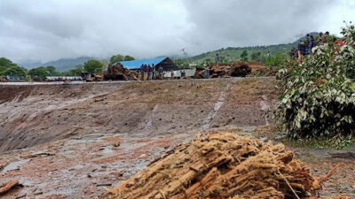 Kenya’nın Elgeyo Marakwet bölgesinde şiddetli yağışların ardından meydana gelen heyelanda
