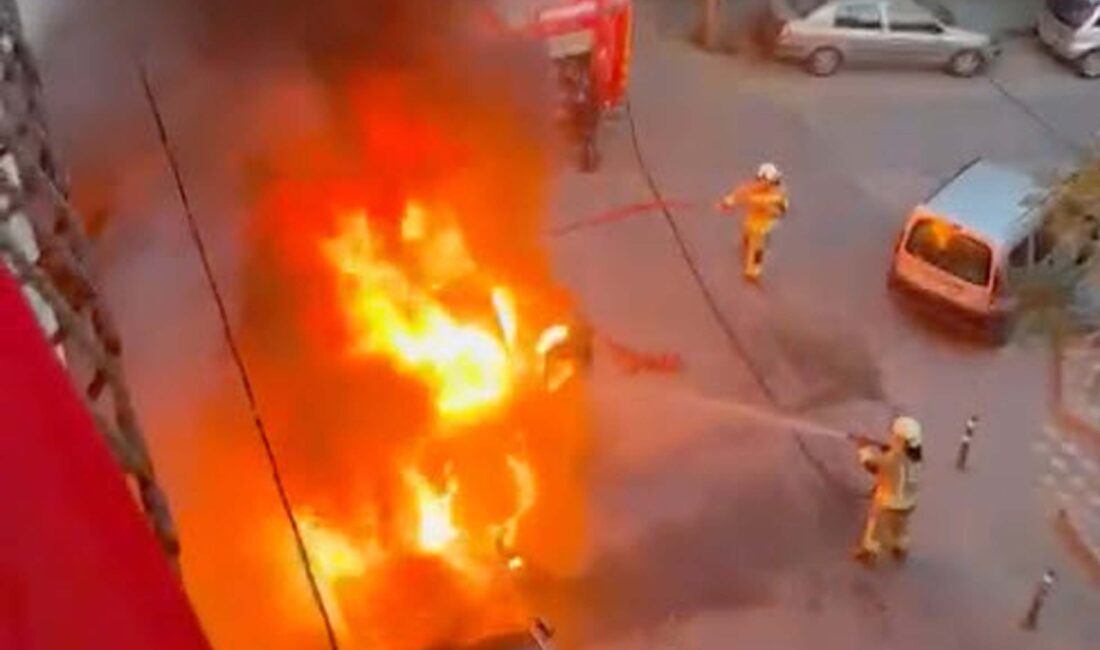 Manisa’nın Turgutlu ilçesinde öğrenci taşıyan bir servis minibüsünde çıkan yangın